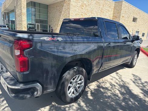 Used 2021 Chevrolet Silverado 1500 LT AWD/4WD image 7