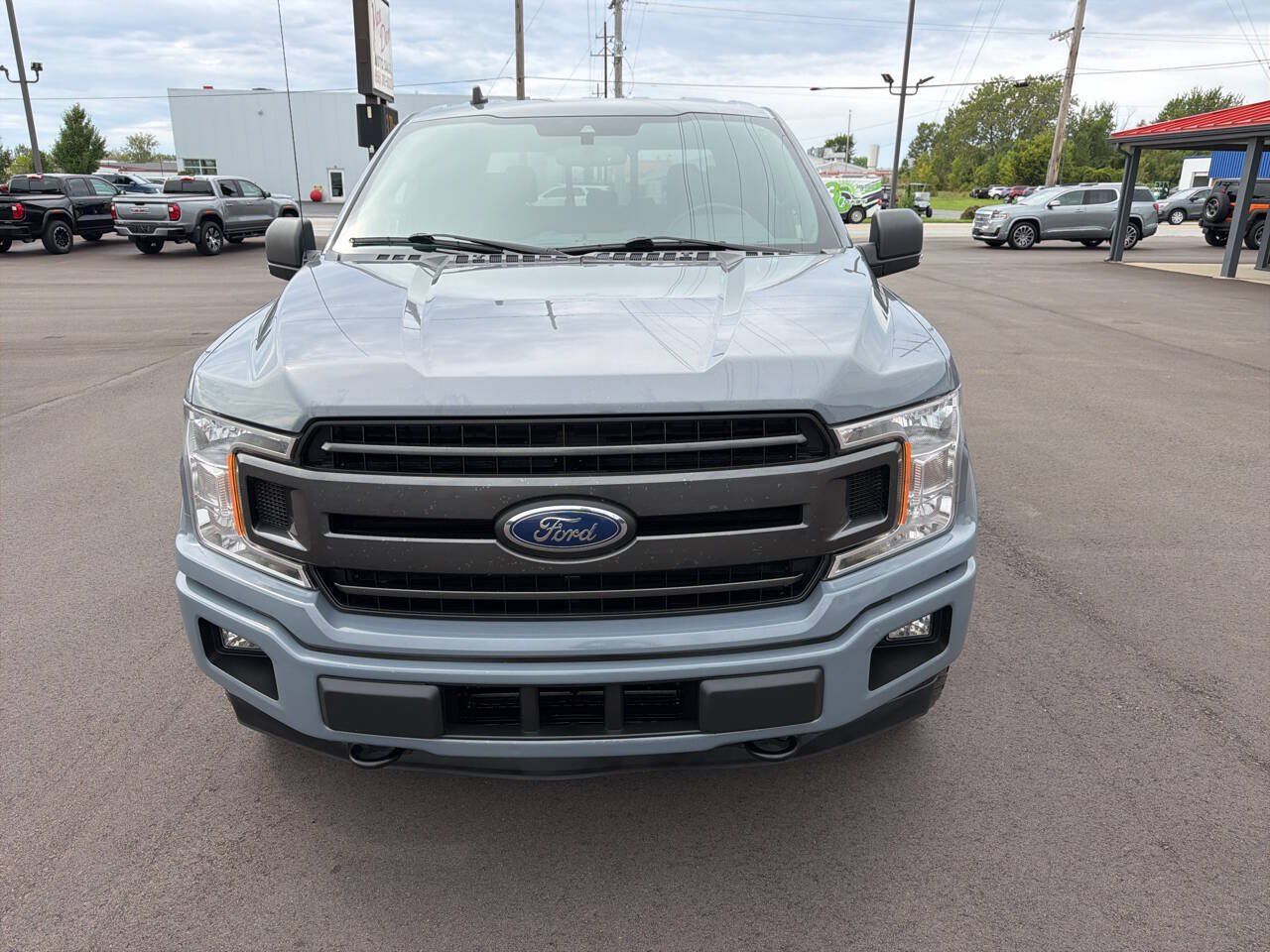Used 2019 Ford F150 XLT w/ Equipment Group 302A Luxury AWD/4WD image 4