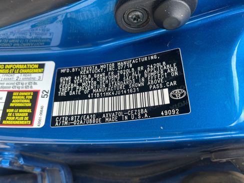 Used 2018 Toyota Camry SE FWD image 25