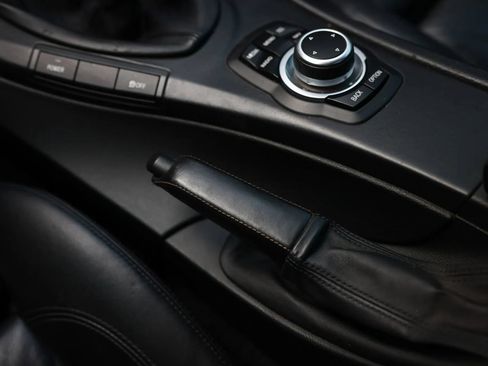 Used 2011 BMW M3 Coupe RWD image 40