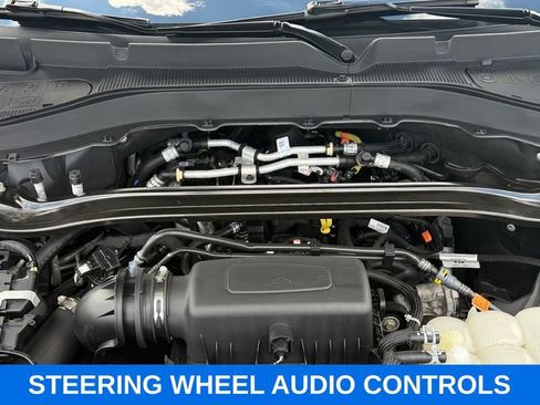 Used 2023 Ford Explorer ST-Line AWD/4WD image 11