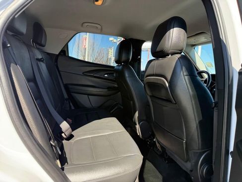 Used 2021 Chevrolet TrailBlazer LT w/ Premium Seating Package image 10