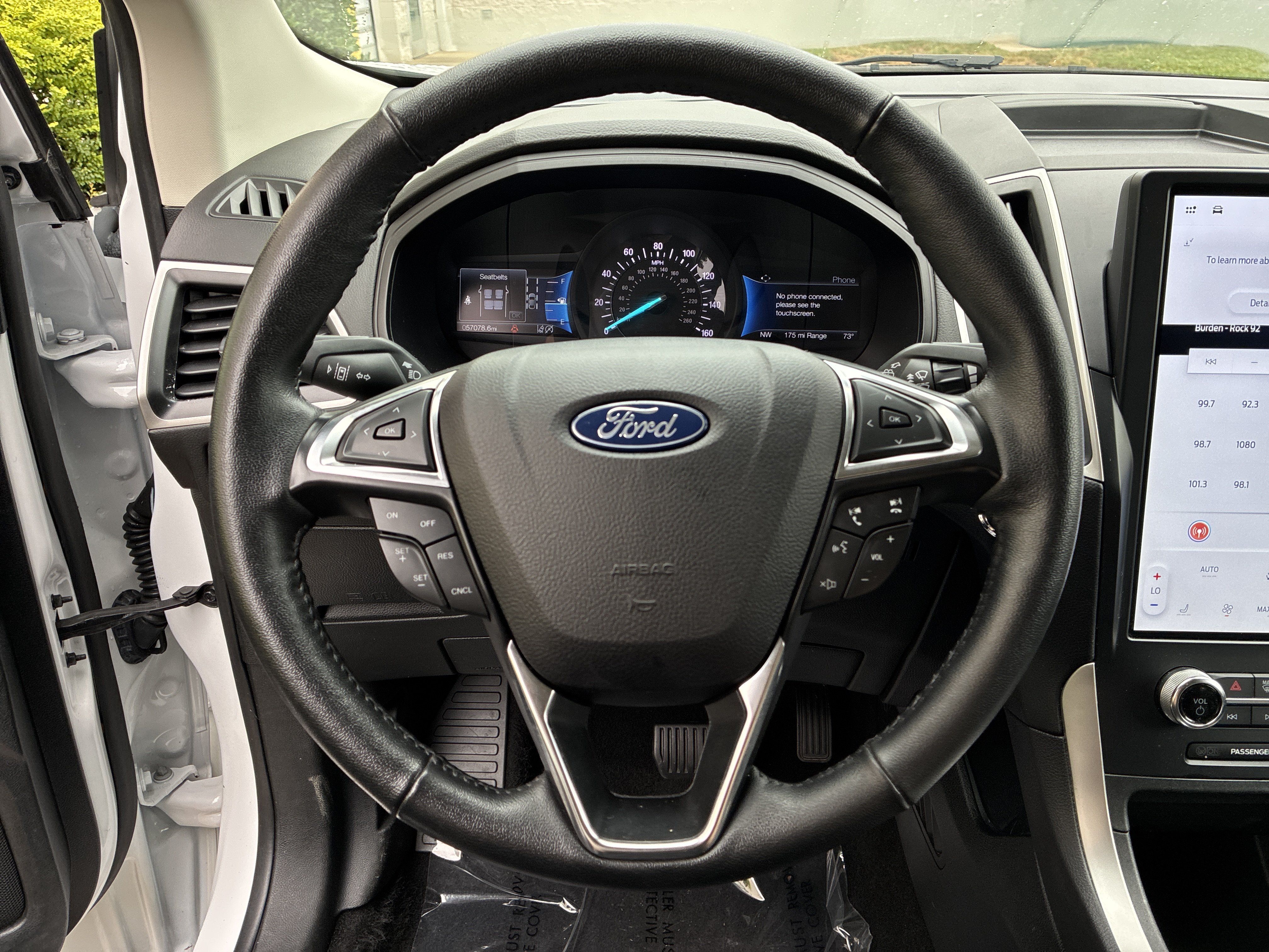 Used 2024 Ford Edge SEL AWD/4WD image 18