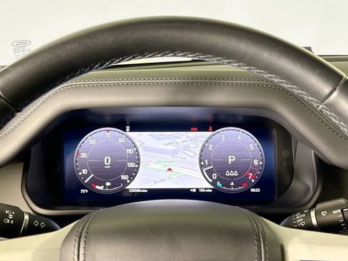 Used 2023 Land Rover Defender 110 X-Dynamic SE image 10