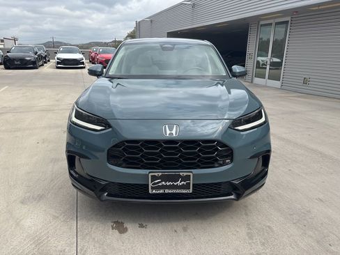 Used 2023 Honda HR-V EX-L image 2