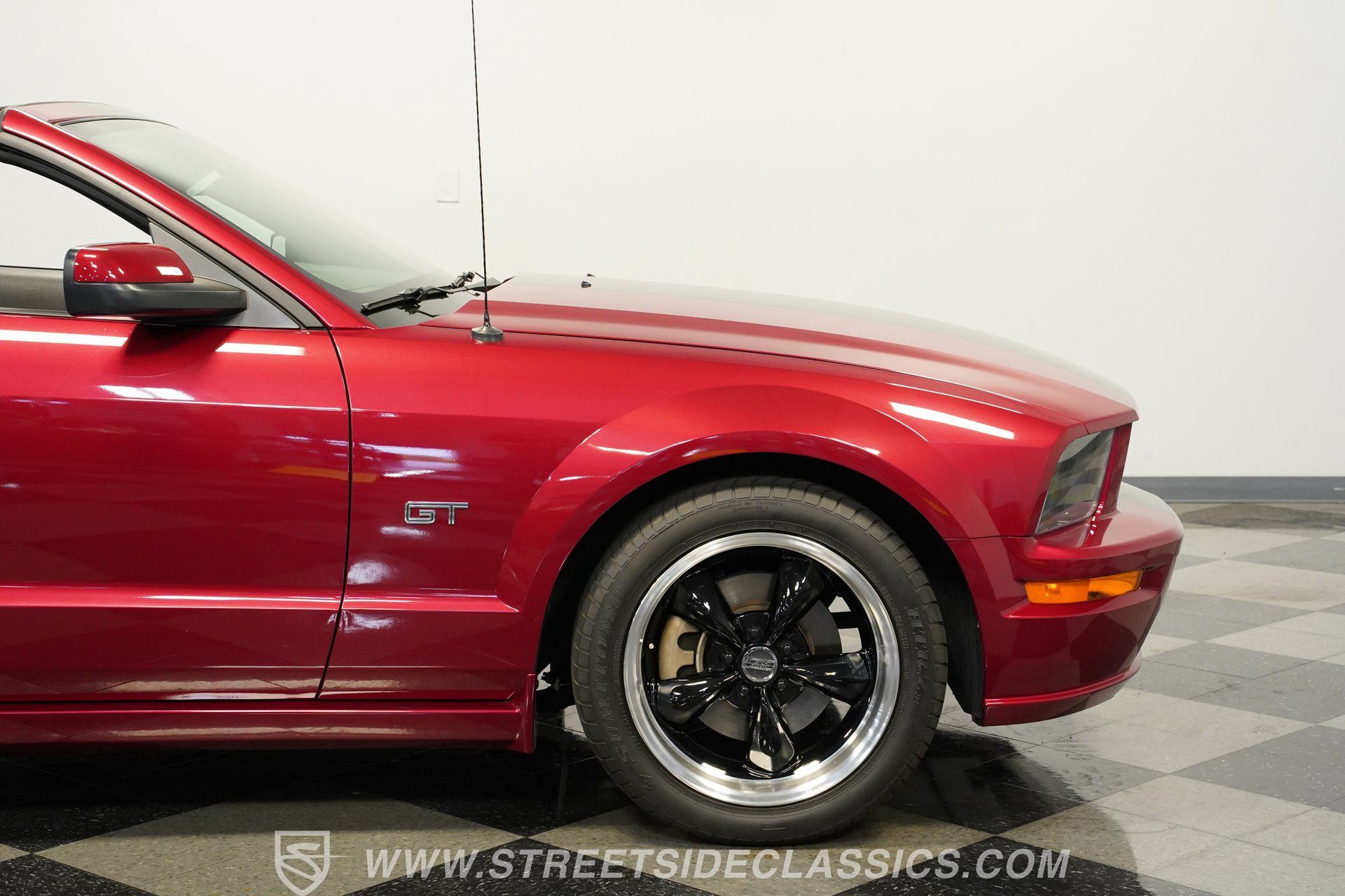 Used 2006 Ford Mustang GT RWD image 31