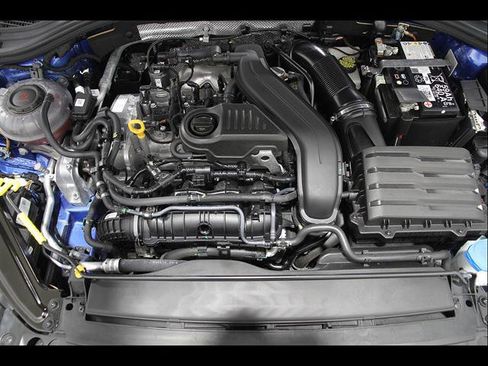 Certified 2024 Volkswagen Jetta Sport FWD image 19