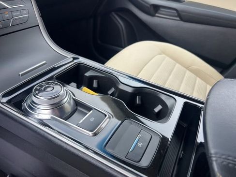 Certified 2019 Ford Edge SEL image 15