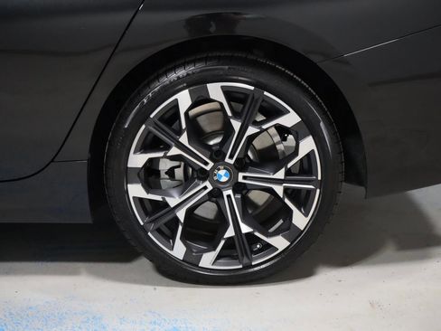 Used 2025 BMW 330i xDrive Sedan w/ Premium Package image 34