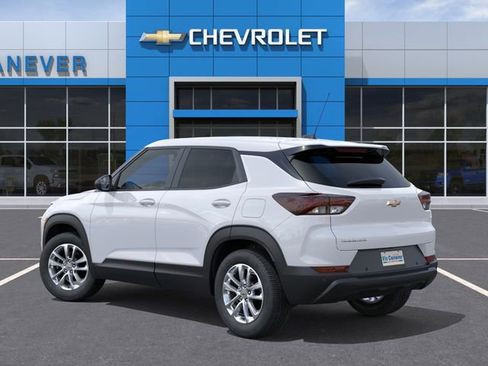 New 2026 Chevrolet TrailBlazer LS w/ LS Convenience Package FWD image 4