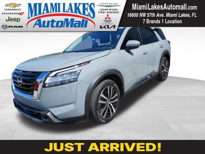 Used 2024 Nissan Pathfinder Platinum