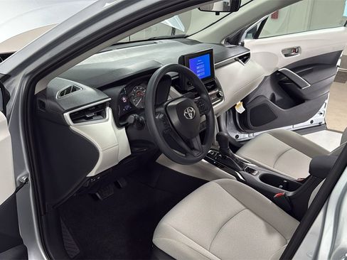 New 2025 Toyota Corolla Cross L image 12