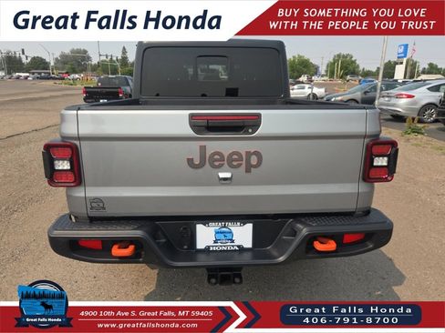 Used 2020 Jeep Gladiator Mojave AWD/4WD image 6