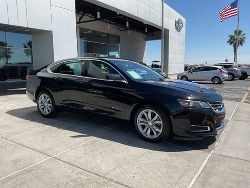 Used 2017 Chevrolet Impala LT FWD image 8
