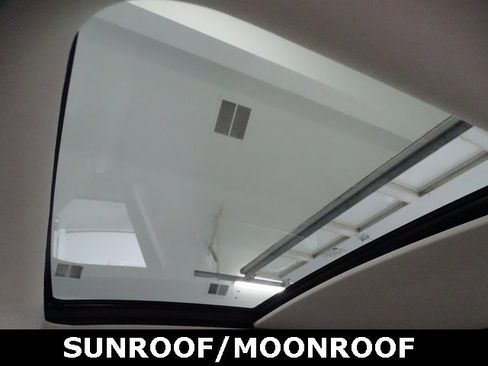 Used 2020 Cadillac XT5 Premium Luxury image 11