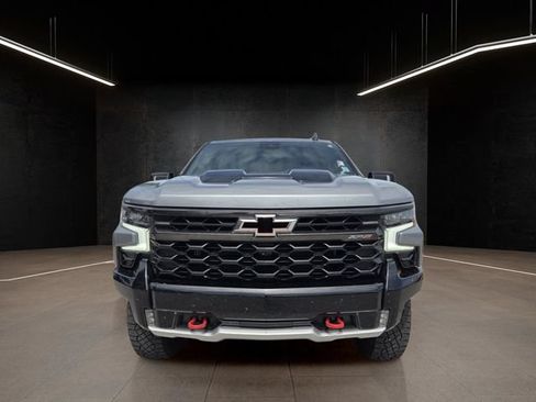 Used 2023 Chevrolet Silverado 1500 ZR2 w/ Technology Package AWD/4WD image 2