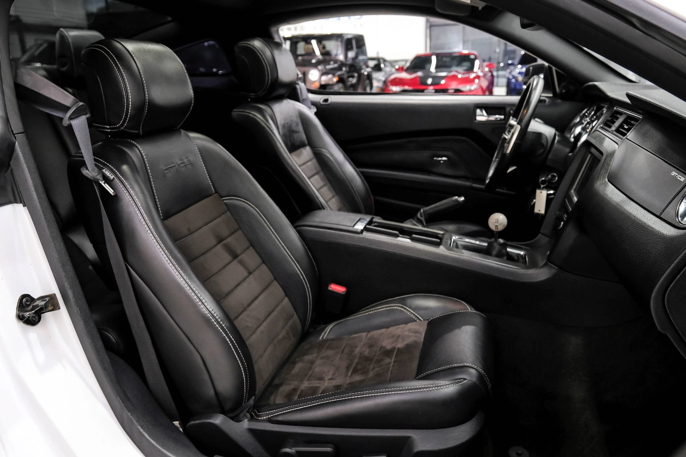 Used 2014 Ford Mustang GT Premium w/ Electronics Package RWD image 42