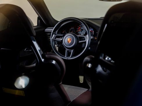 Used 2018 Porsche 911 GT3 RWD image 54