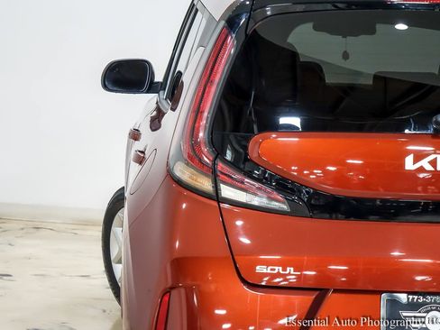 Used 2025 Kia Soul S FWD image 8