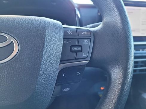 Used 2025 Toyota Camry LE image 14