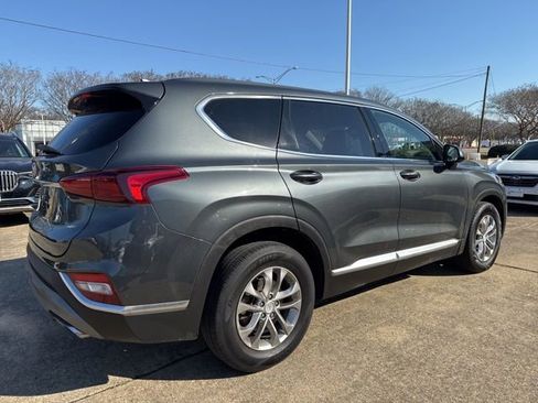 Used 2019 Hyundai Santa Fe SEL image 5