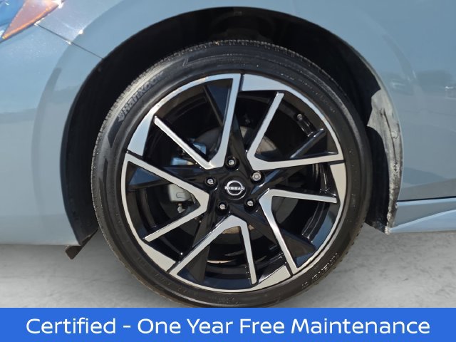 Certified 2024 Nissan Sentra SR FWD image 23