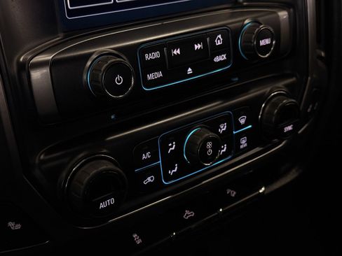 Used 2017 Chevrolet Silverado 1500 LT w/ All Star Edition image 53