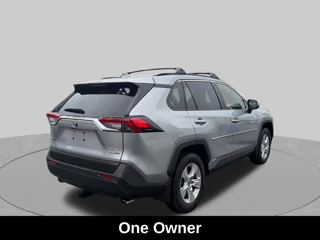 Used 2020 Toyota RAV4 XLE w/ Convenience Package AWD/4WD image 6