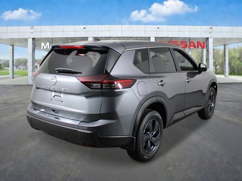 New 2026 Nissan Rogue SV FWD image 5