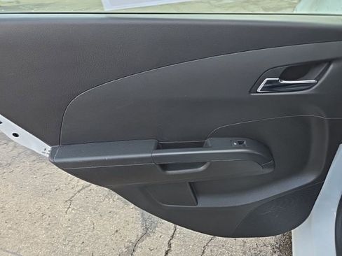 Used 2017 Chevrolet Sonic Premier image 22