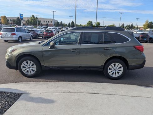 Used 2018 Subaru Outback 2.5i Premium AWD/4WD image 9