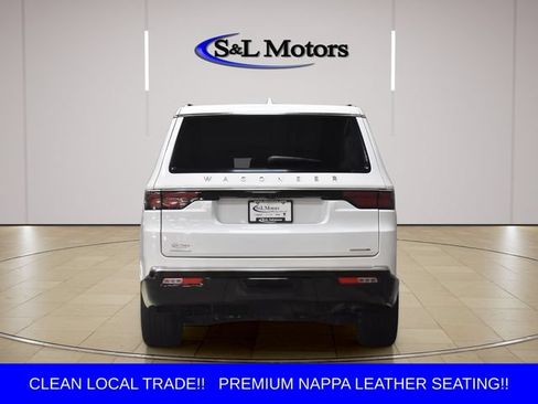 Used 2023 Jeep Wagoneer Series II AWD/4WD image 7