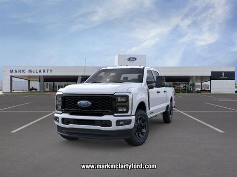 New 2026 Ford F250 XL w/ STX Appearance Package AWD/4WD image 2