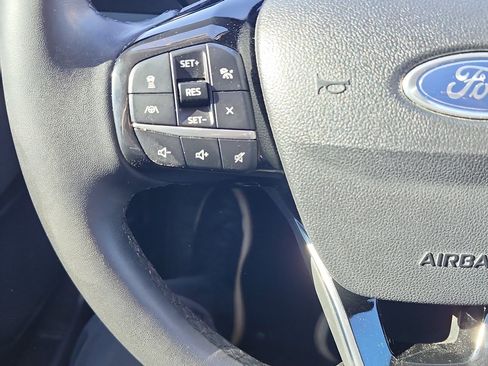 Used 2022 Ford Escape SE w/ SE Sport Appearance Package image 20