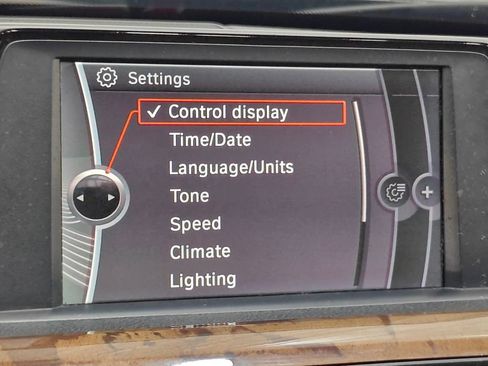 Used 2013 BMW 320i xDrive Sedan AWD/4WD image 32