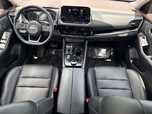 Used 2023 Nissan Rogue SL w/ SL Premium Package AWD/4WD image 17