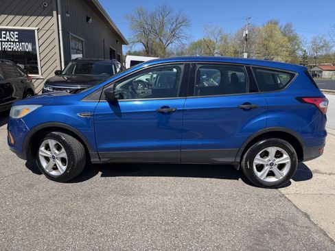 Used 2017 Ford Escape S FWD image 29