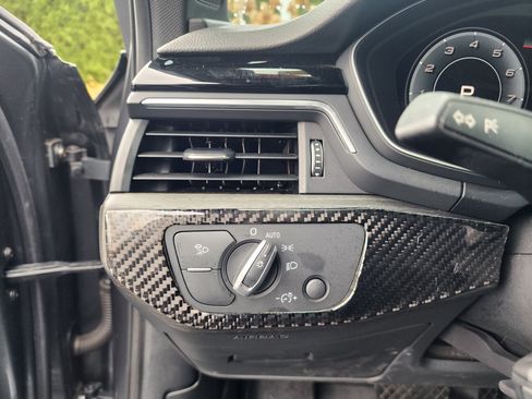 Used 2020 Audi A4 2.0T Premium Plus w/ Premium Plus Package image 26