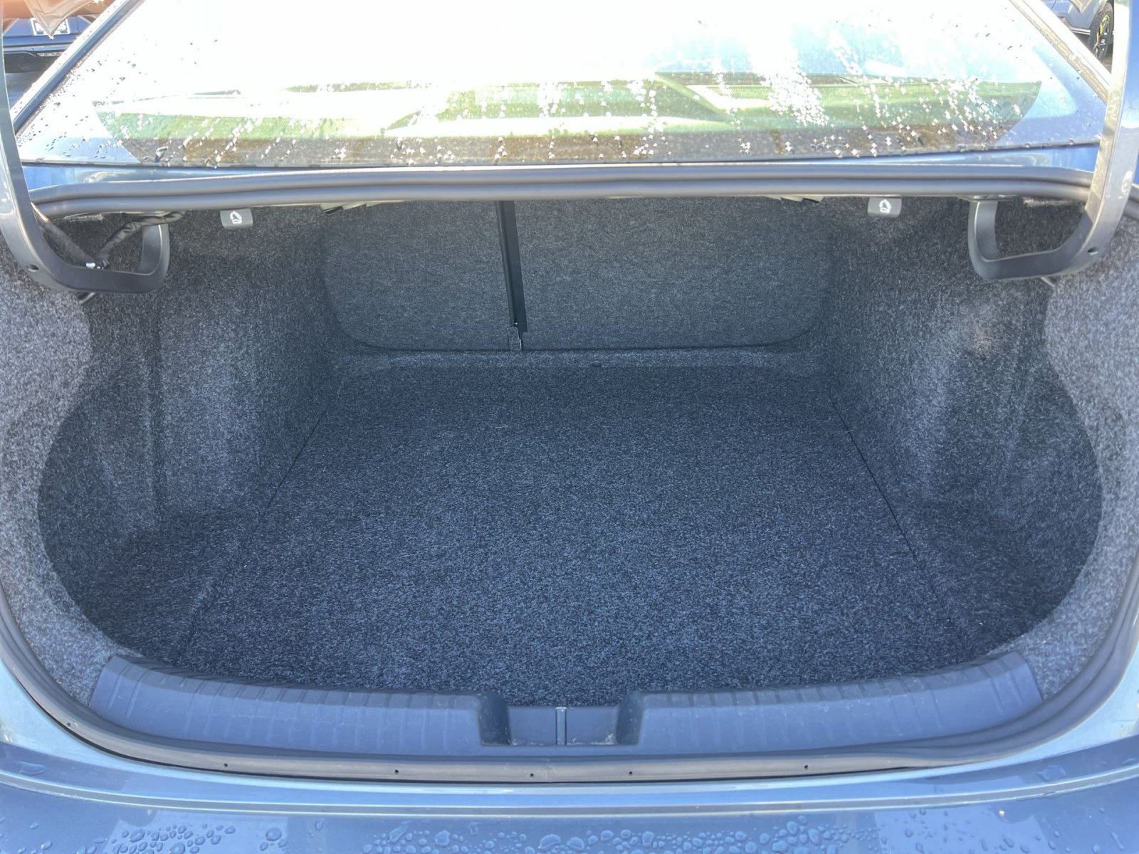 Used 2024 Volkswagen Jetta SE FWD image 24