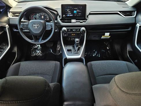 Used 2025 Toyota RAV4 XLE w/ Convenience Package image 17