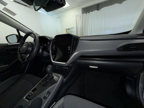 Used 2025 Subaru Crosstrek 2.5i Premium AWD/4WD image 19