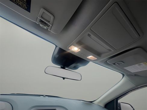 Used 2023 Ford Maverick XL image 15