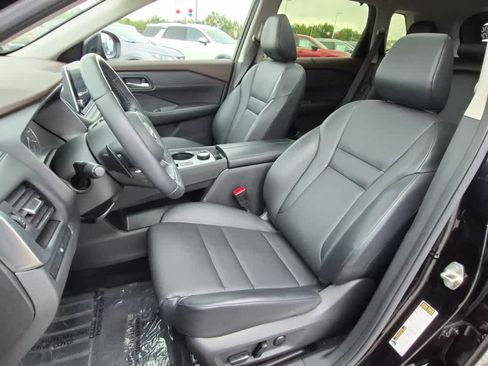 Used 2023 Nissan Rogue SV w/ SV Premium B Package AWD/4WD image 10