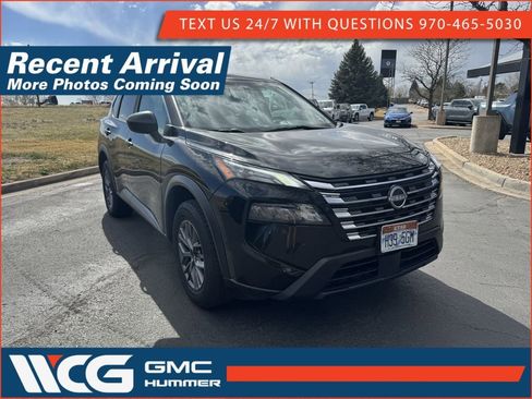 Used 2024 Nissan Rogue S image 1