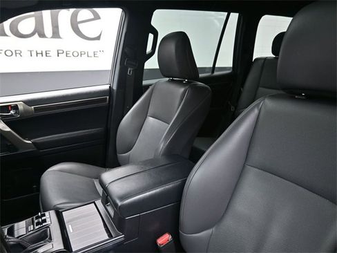 Used 2021 Lexus GX 460 Premium image 16