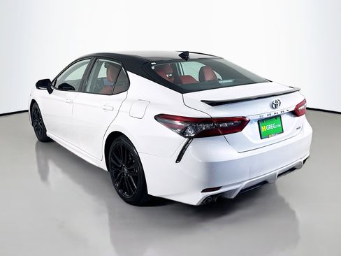 Used 2023 Toyota Camry XSE image 7