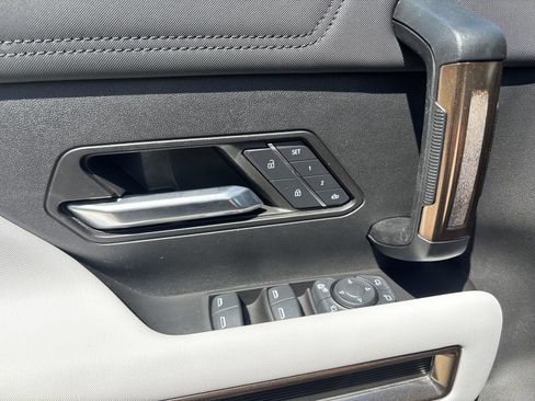 Used 2024 GMC Hummer EV 2X image 13