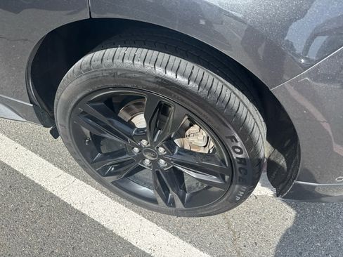 Used 2020 Ford Edge ST w/ Equipment Group 401A image 6