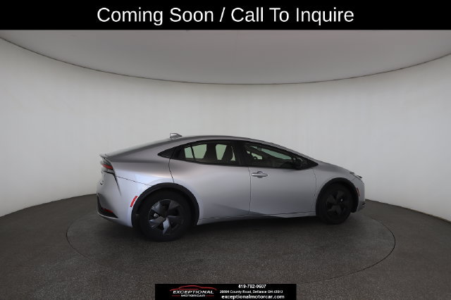 Used 2025 Toyota Prius LE FWD image 28