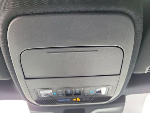 Used 2025 Ford Expedition Platinum w/ Stealth Performance Package image 35